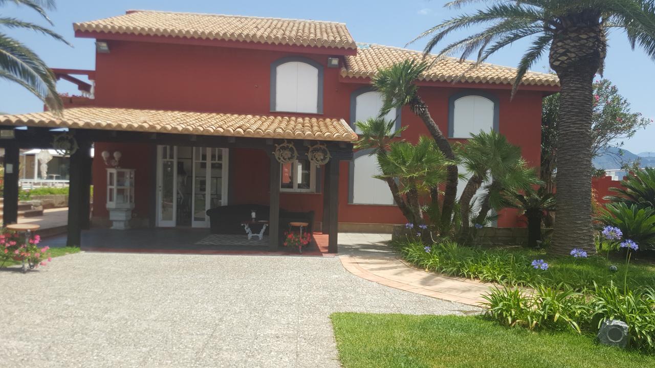Bed and Breakfast I Giardini Di Giano Torre di Faro Exterior foto