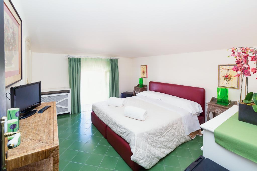 Bed and Breakfast I Giardini Di Giano Torre di Faro Exterior foto